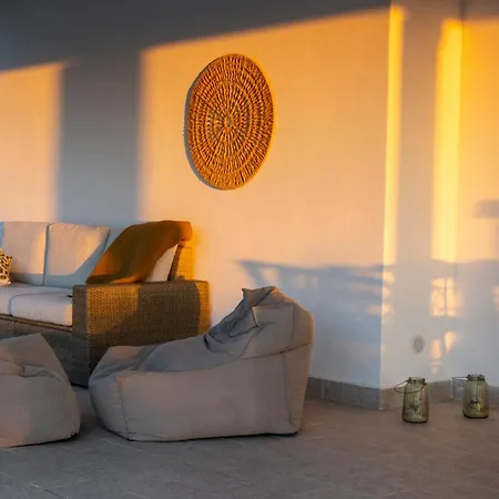 Serenita - With Private Pool And Ocean View Ricadi