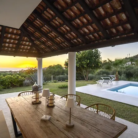 Villa Serenita - With Private Pool And Ocean View