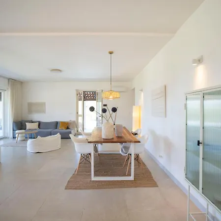 Serenita - With Private Pool And Ocean View *