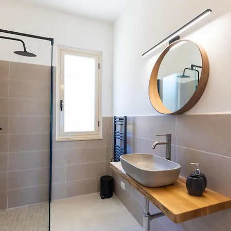 Serenita - With Private Pool And Ocean View Ricadi