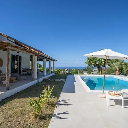 Serenita - With Private Pool And Ocean View 빌라