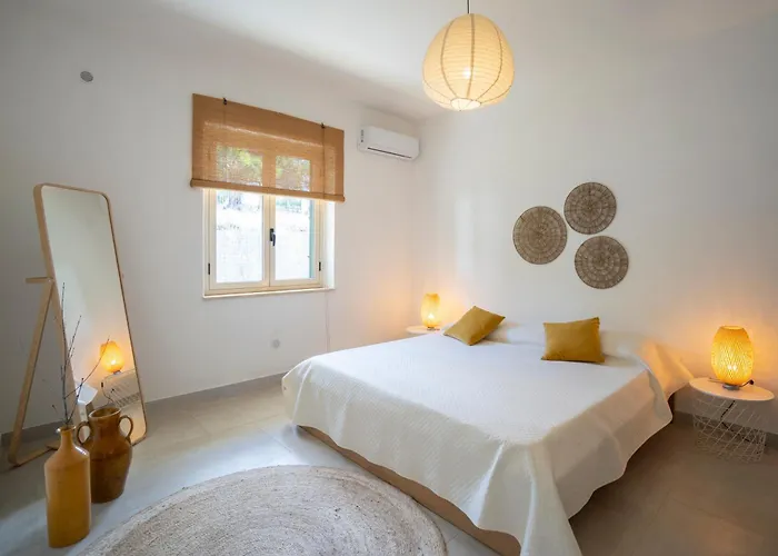 Serenita - With Private Pool And Ocean View *