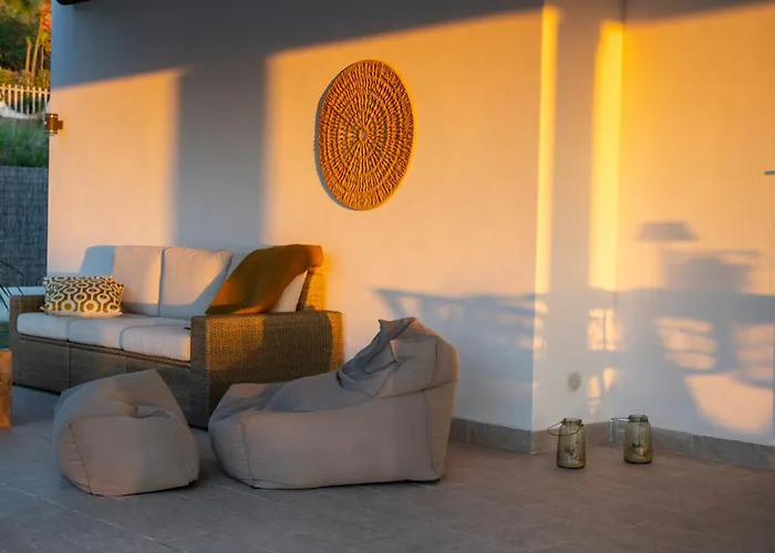 Serenita - With Private Pool And Ocean View Ricadi