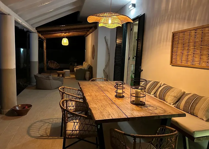 Serenita - With Private Pool And Ocean View Willa