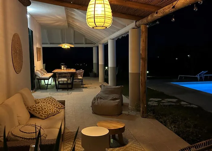 Serenita - With Private Pool And Ocean View Ricadi