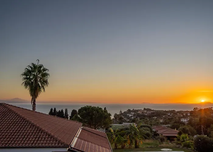 Serenita - With Private Pool And Ocean View Willa Ricadi